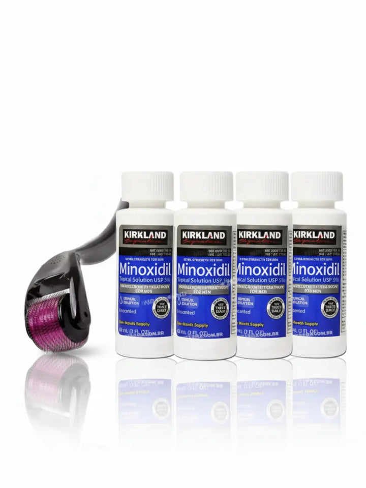 Combo com quatro frascos de Minoxidil Kirkland 5% e um Dermaroller 0.5mm para tratamento capilar e da barba por quatro meses