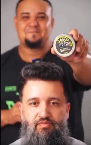 Vídeo demonstrando a Pomada Modeladora Toque Seco Fox For Men 80g com aplicação e acabamento fosco no cabelo masculino